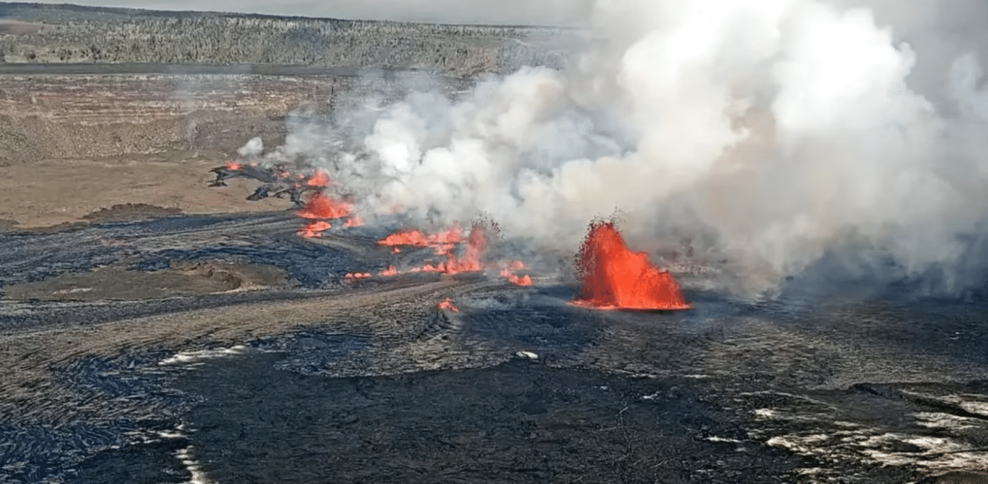 Fuentes de lava del volcán Kilauea