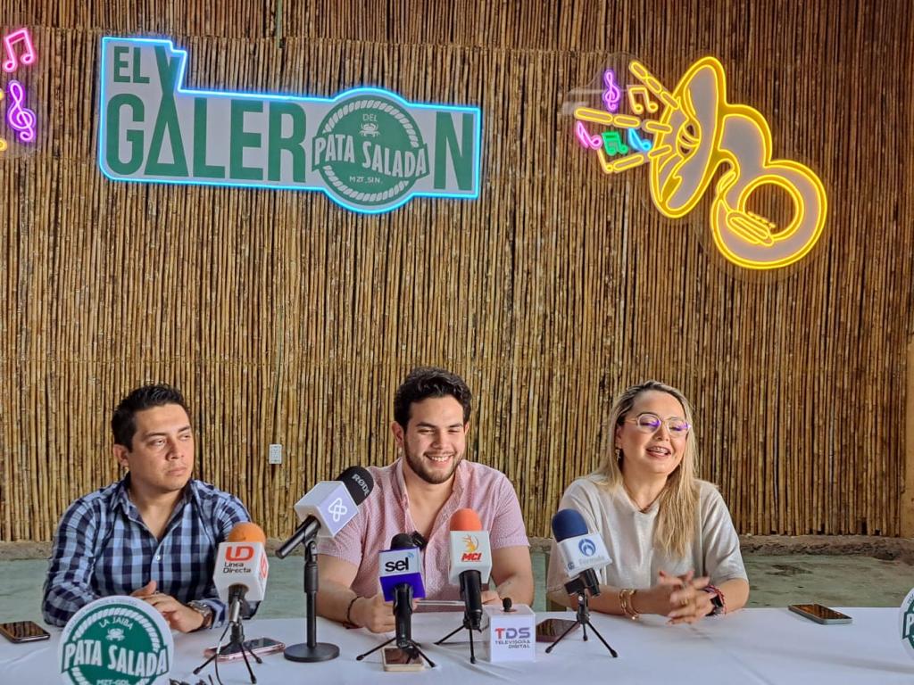 Rueda de prensa de Uno Más Producciones