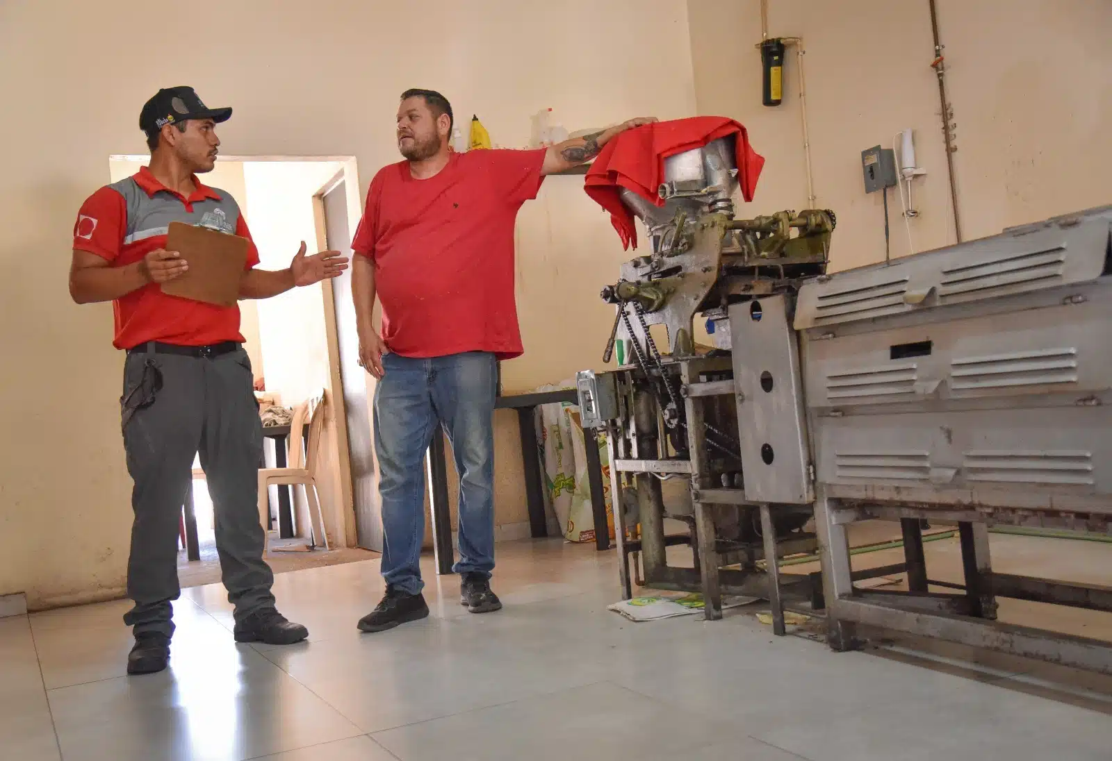 Protección civil inicia verificación de las condiciones de seguridad de las tortillerías en Salvador Alvarado.
