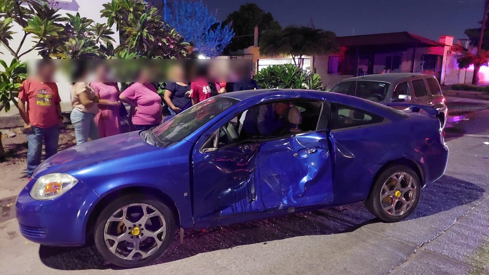 Accidente de moto contra un auto