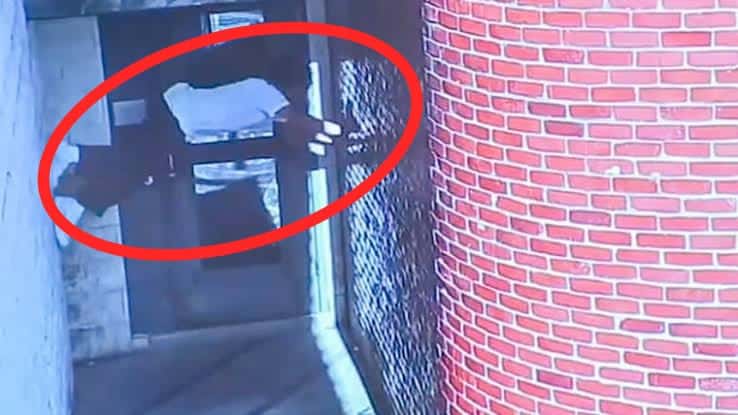 ¡De película! Piden que se rinda a peligroso asesino que escapó de la cárcel
