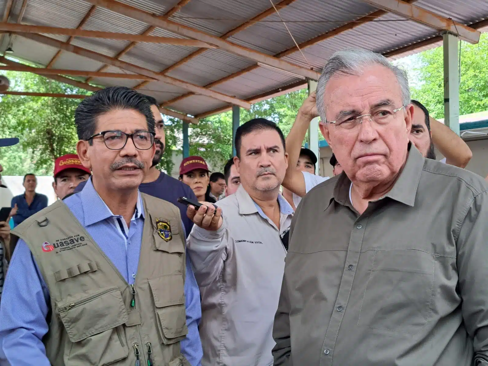 Gobernador Rubén Rocha Moya junto al alcalde de Guasave Martín Ahumada Quintero