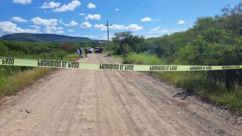 Zona donde fue encontrada la mujer envueltra en una cobija y atada de manos