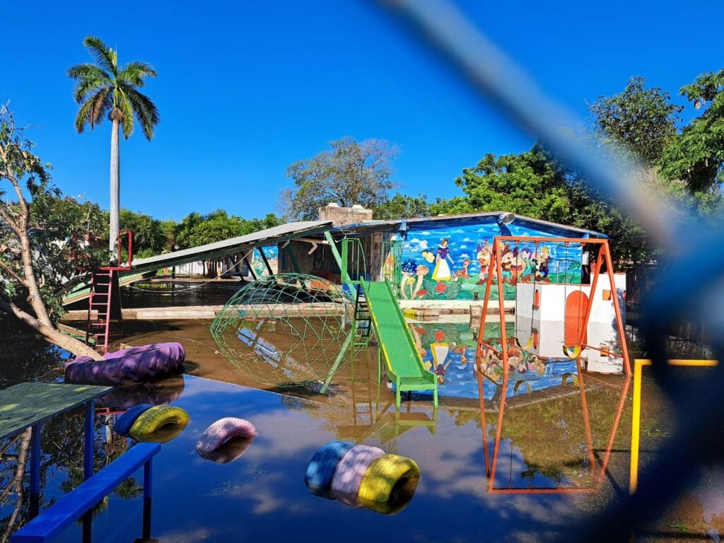 Afectaciones por "Norma" en el kínder María Montessori de Los Mochis