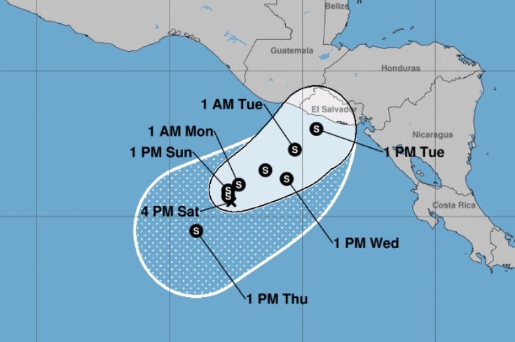 Imagen de la nueva depresión tropical 19-3 frente a El Salvador