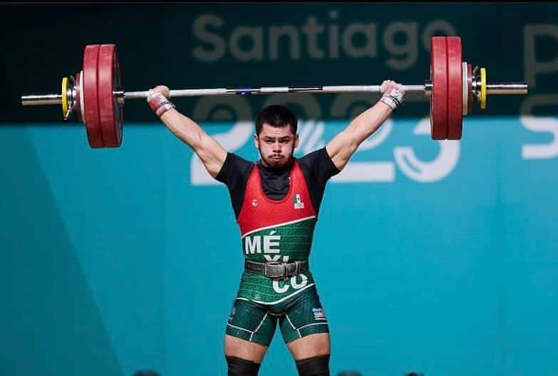 José Adán Cárdenas, halterista sinaloense