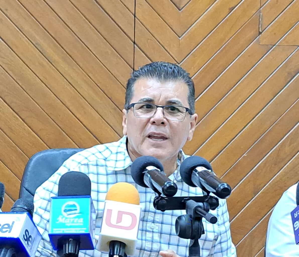 Édgar González Zatarain en cabildo