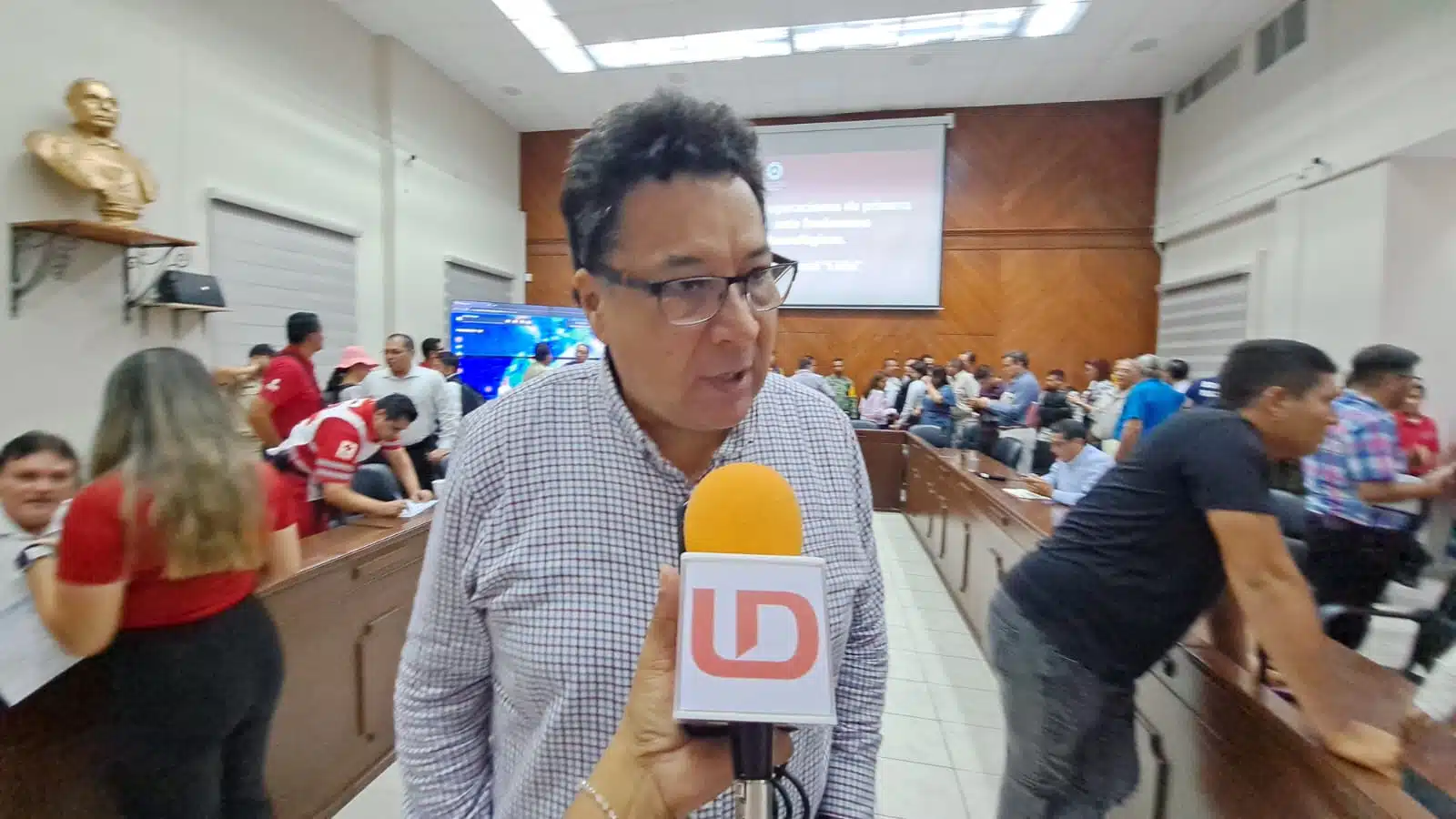 Roberto Lem González entrevistado por Línea Directa