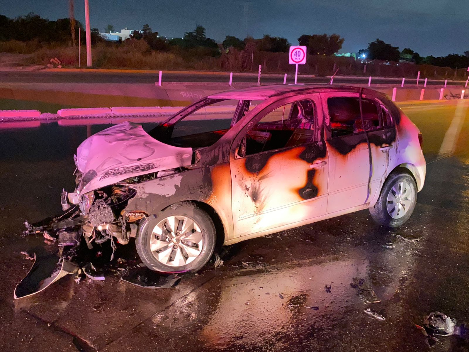 Carro calcinado