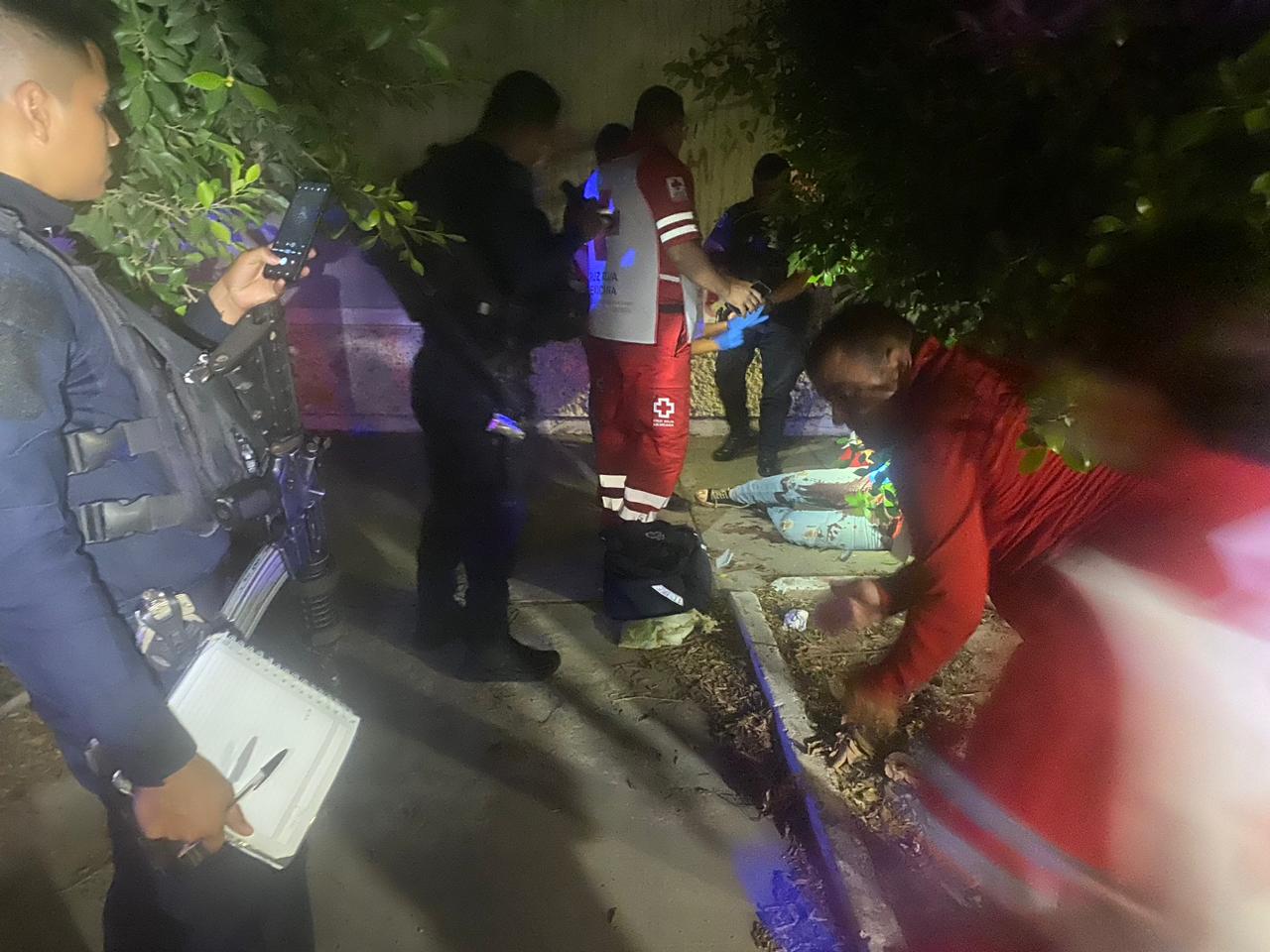 La joven fue localizada en la avenida Juan Carrasco entre Blas Valenzuela y Macario Gaxiola.