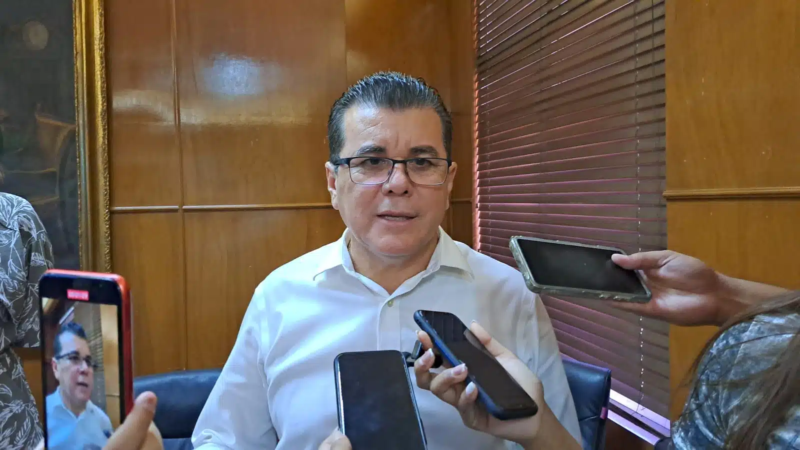 Alcalde de Mazatlán Édgar González Zataráin