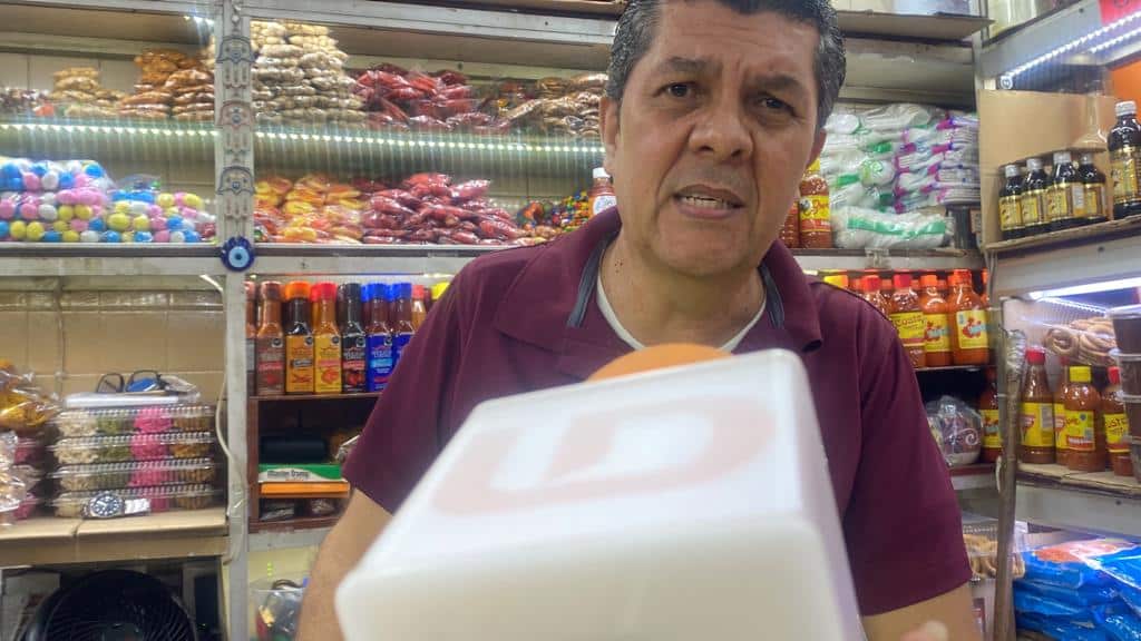 Alejandro Ontiveros Aramburo, representante de los locatarios
