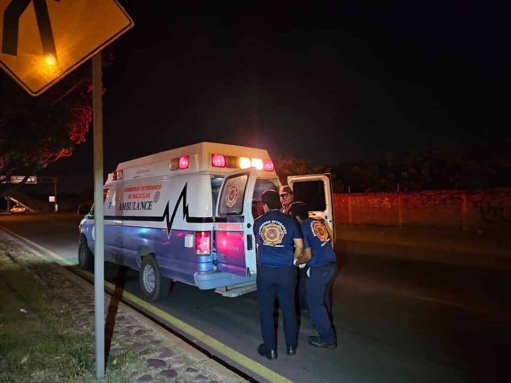 Ambulancia de paramédicos Veteranos de Mazatlán