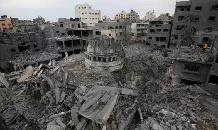 Reportan nuevo bombardeo a una iglesia en Gaza