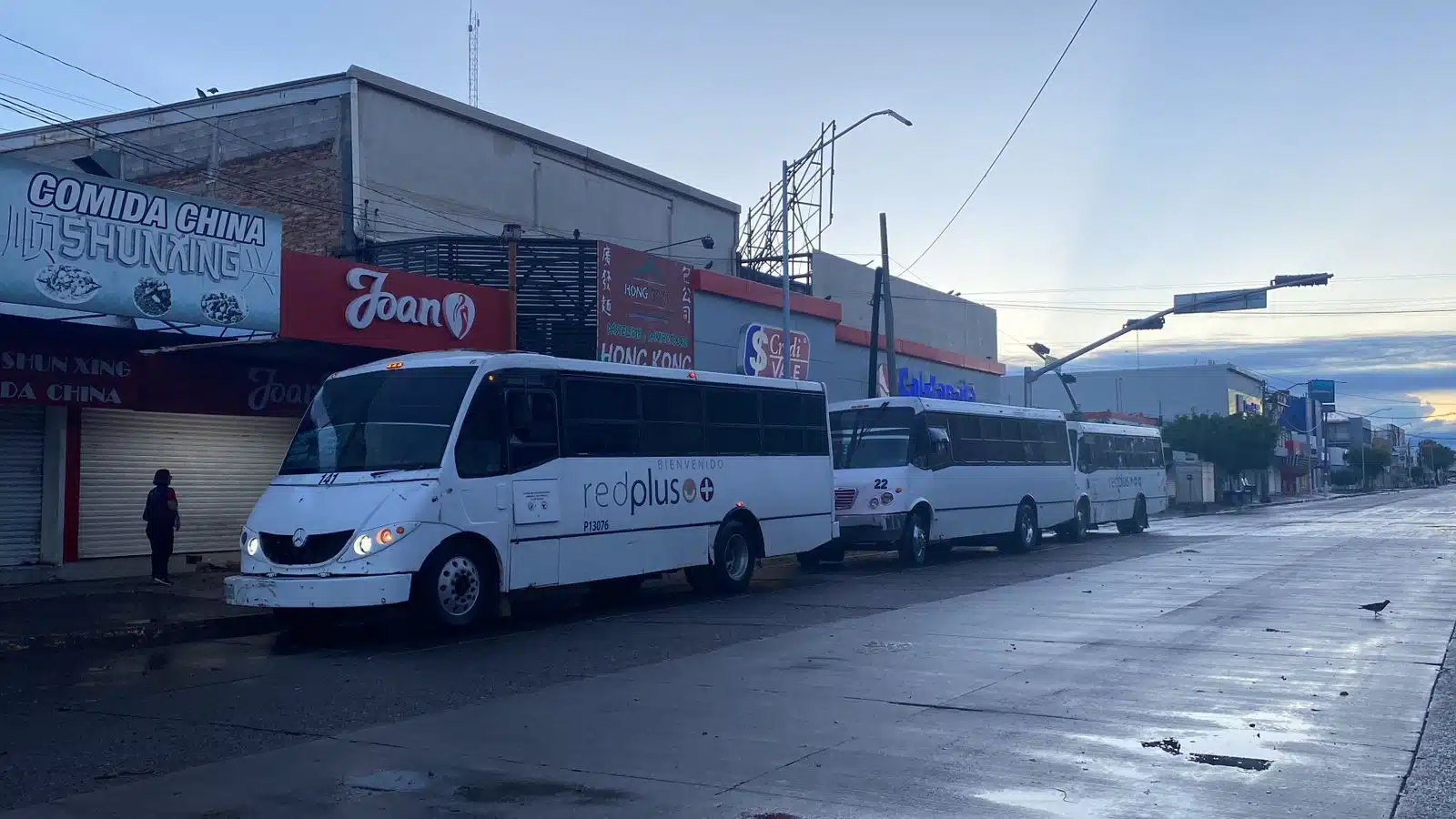 Camiones urbanos en Los Mochis