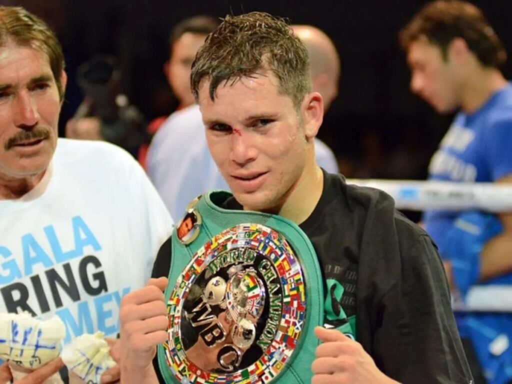 Carlos Cuadras boxeador de Guamúchil