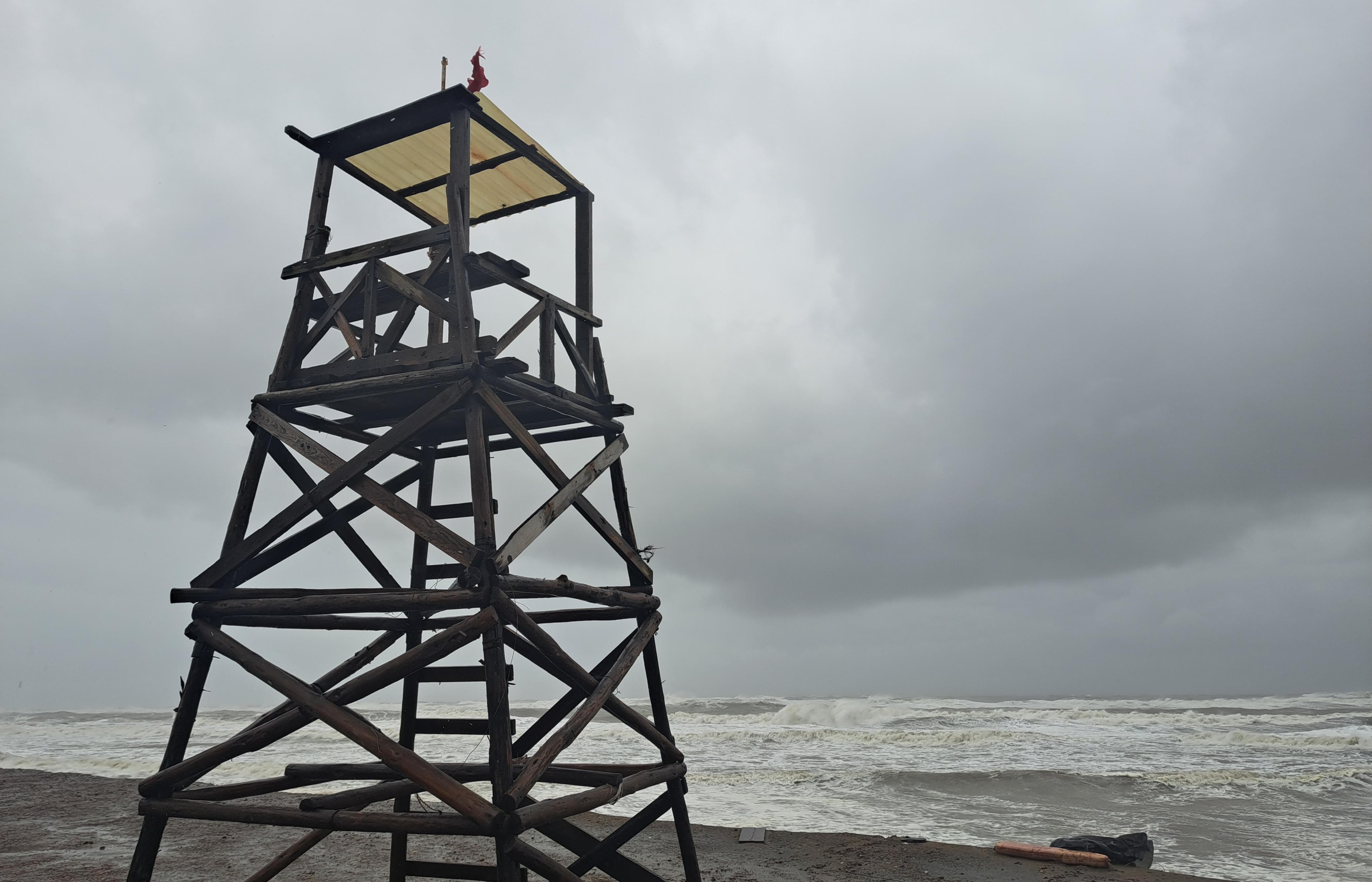 Cierran playa de Altata por seguridad en Navolato