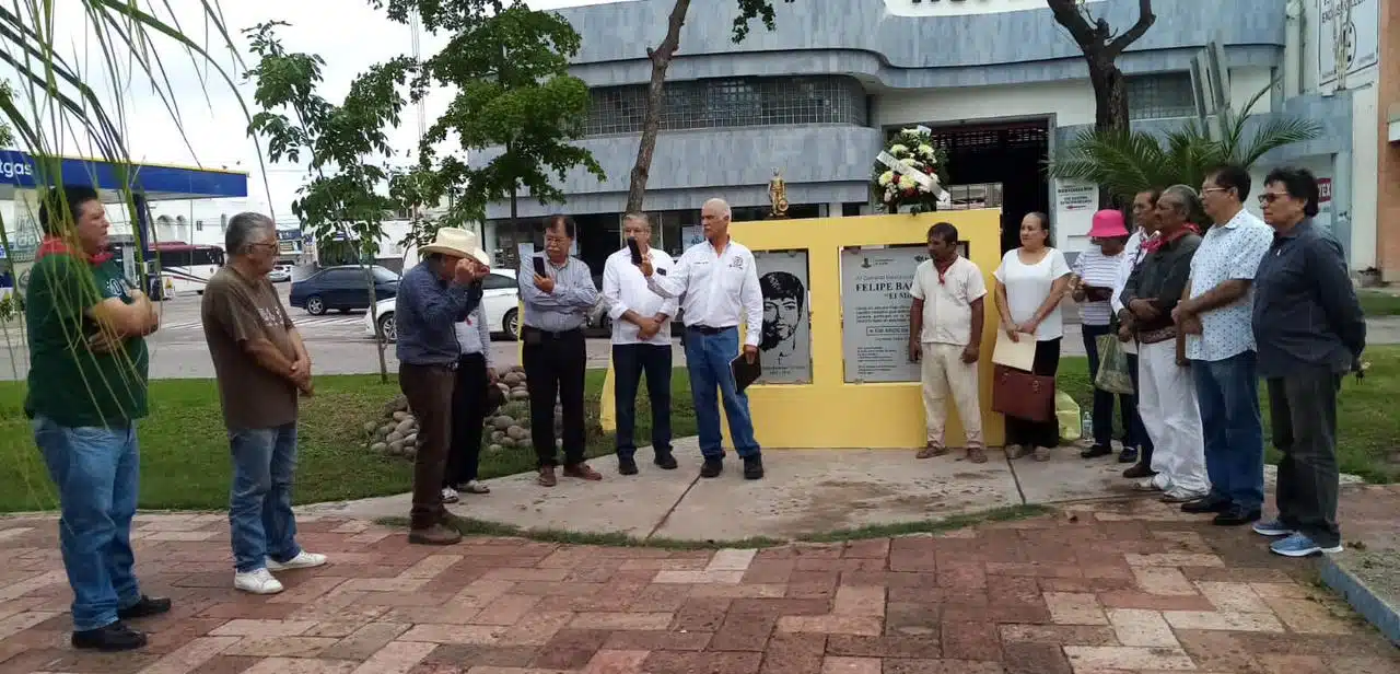 Felipe Bachomo fue recordado en el 107 aniversario de su muerte en la ciudad de Los Mochis.