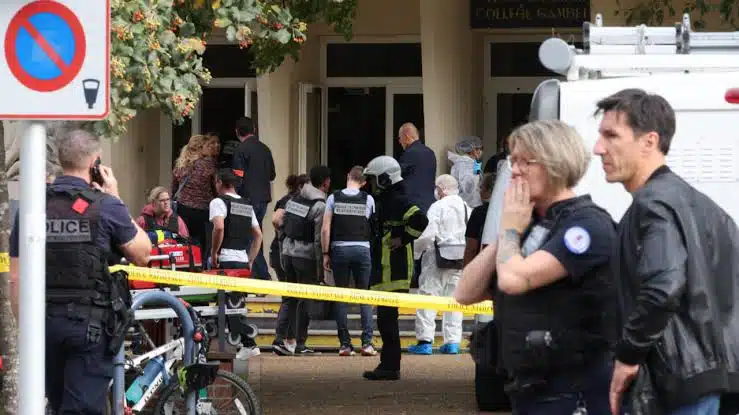 Desalojan escuela en Francia por alerta de bomba; hace unos días asesinaron a un profesor