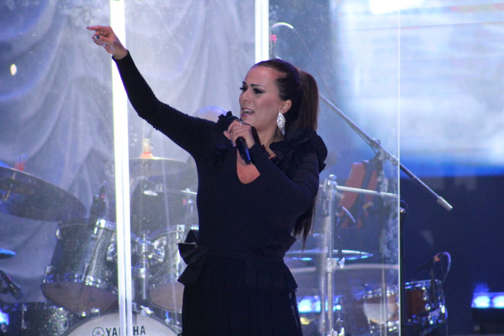 Edith Márquez ofreció un gran concierto en el CUM de Los Mochis