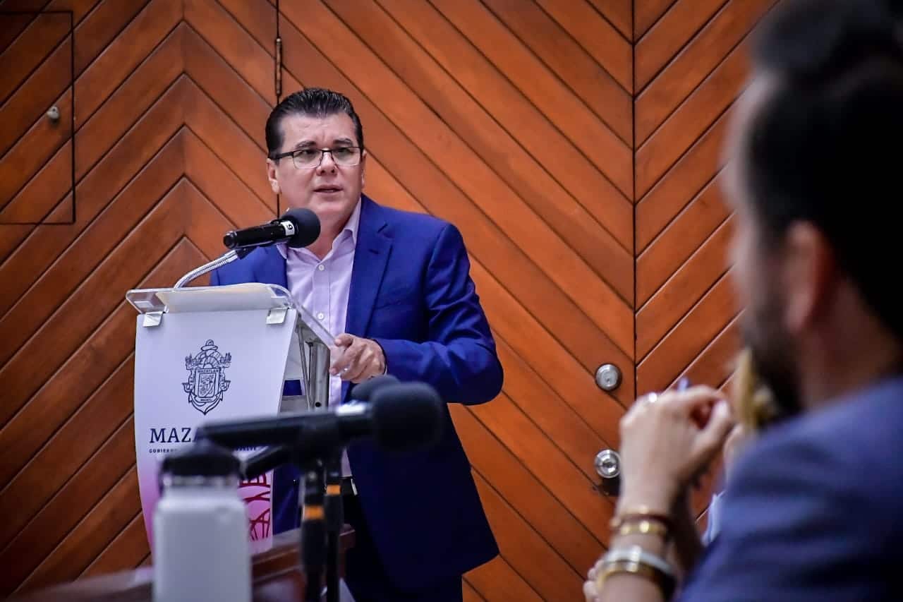 Alcalde Édgar González