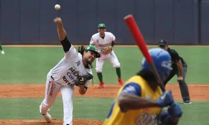 El pitcher Darel Torres en su participación con México en la Serie del Caribe Gran Caracas