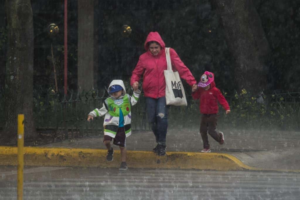 En Guerrero, suspenden clases en todos los niveles a causa de “Max”