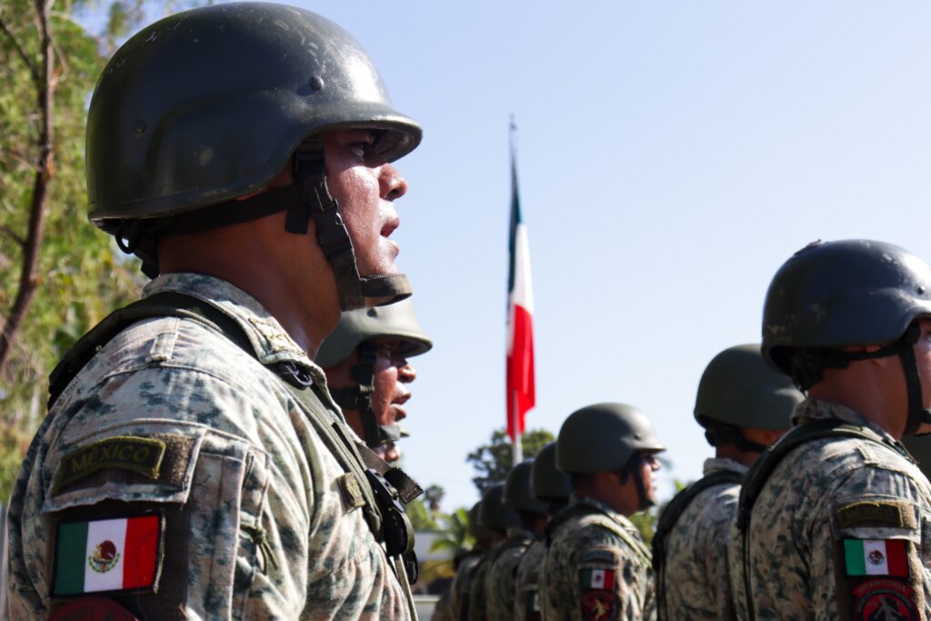 Militares y autoridades civiles realizaron una ceremonia para recordar a creación del Heroico Colegio Militar