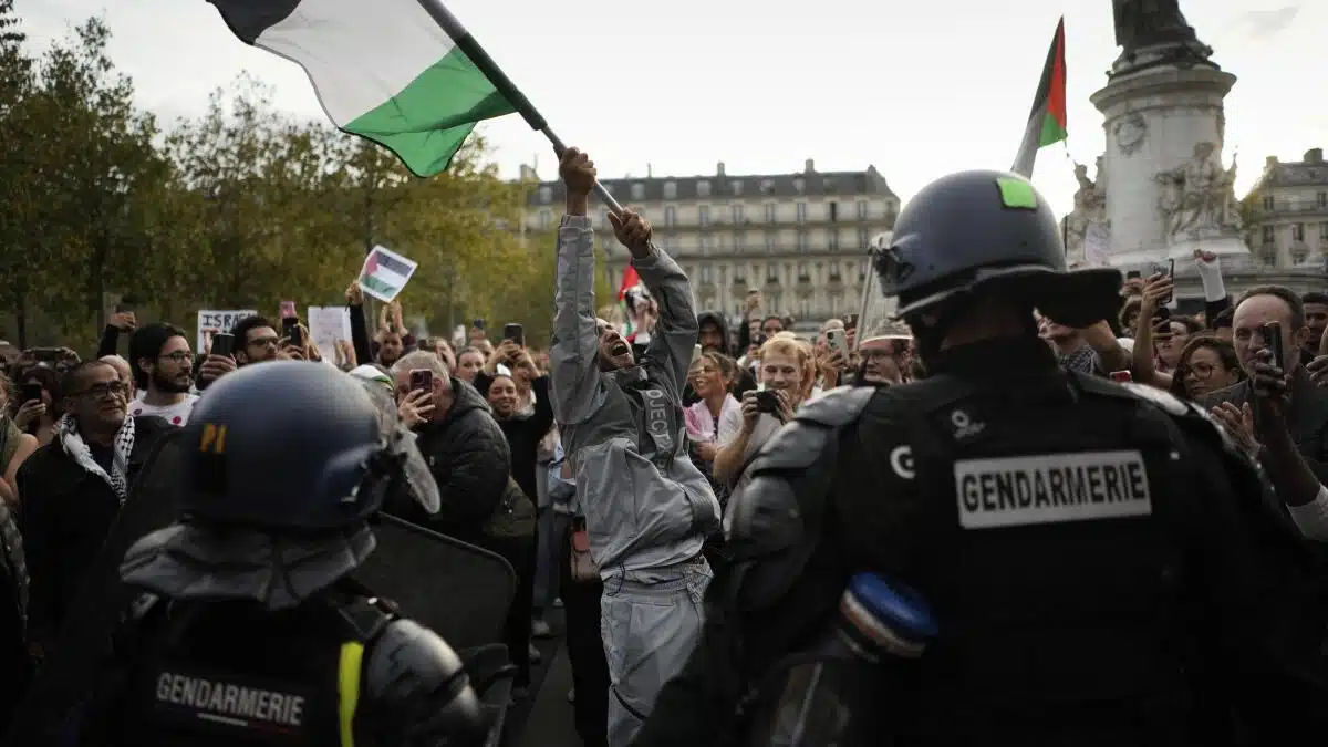 Francia prohíbe manifestaciones pro palestina para próximo fin de semana