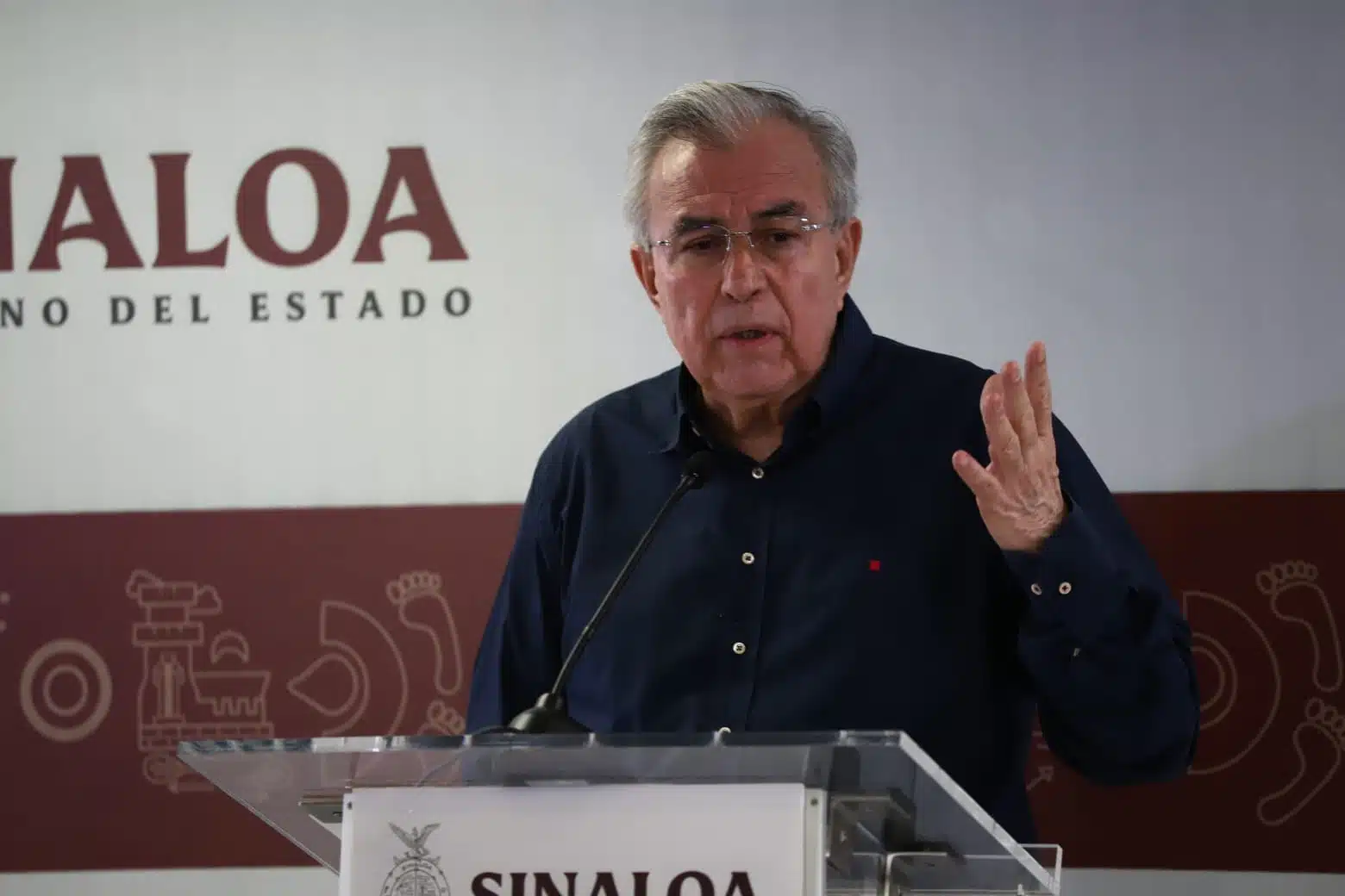 Rubén Rocha Moya en conferencia semanera