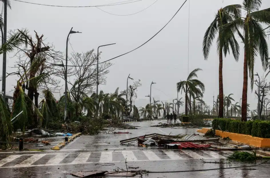 Ya son 43 los muertos por huracán Otis en Guerrero