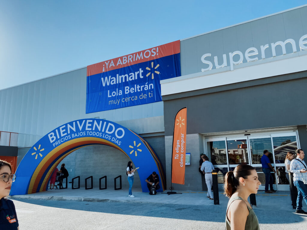 Inauguración de Walmart en Culiacán