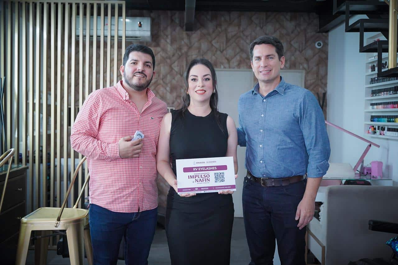 RV Eyelashes, marca mexicana de pestañas postizas de Culiacán, es apoyada por Impulsos Nafin.