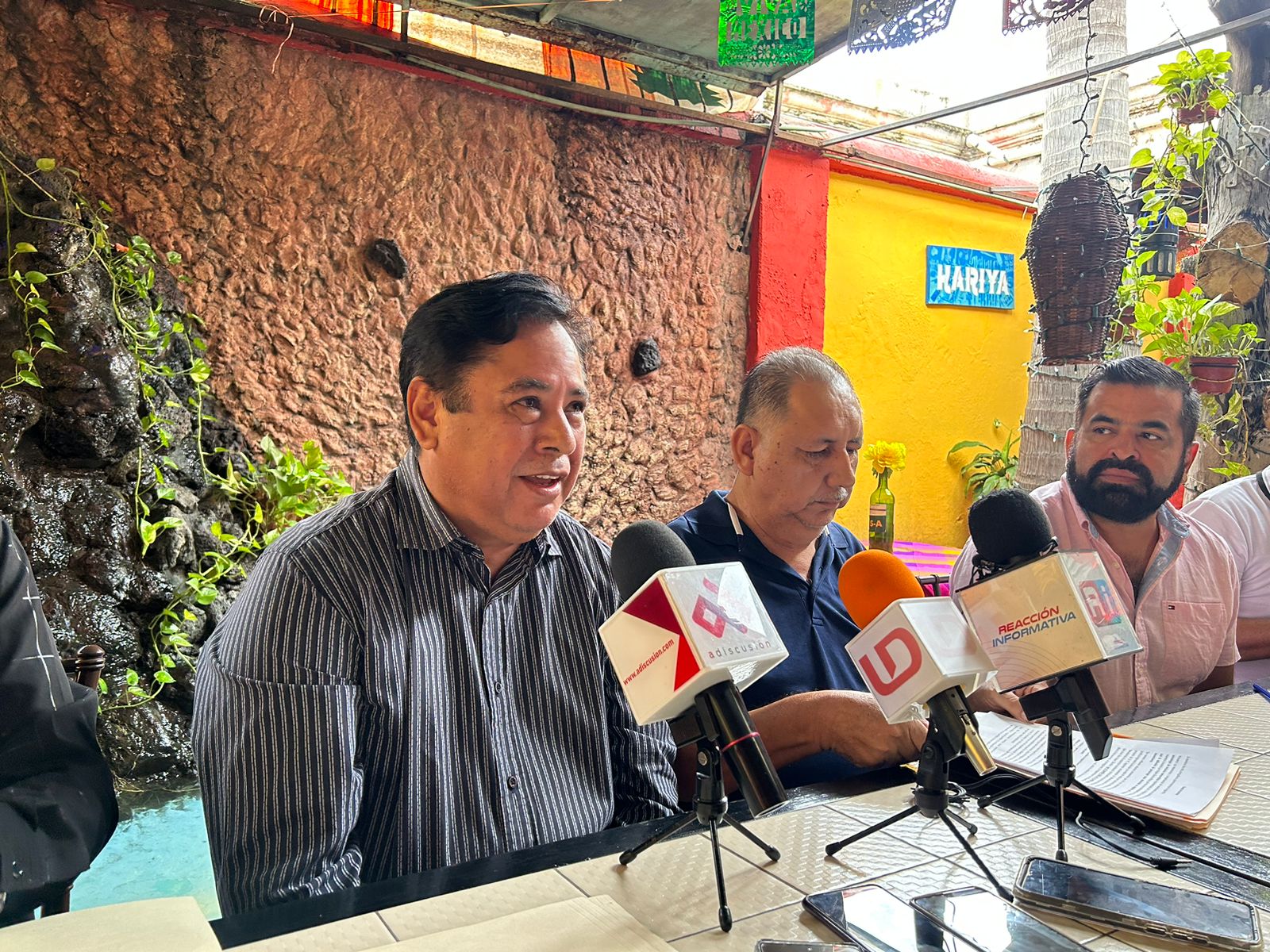 Inconformidad por adhesión de priistas a Morena