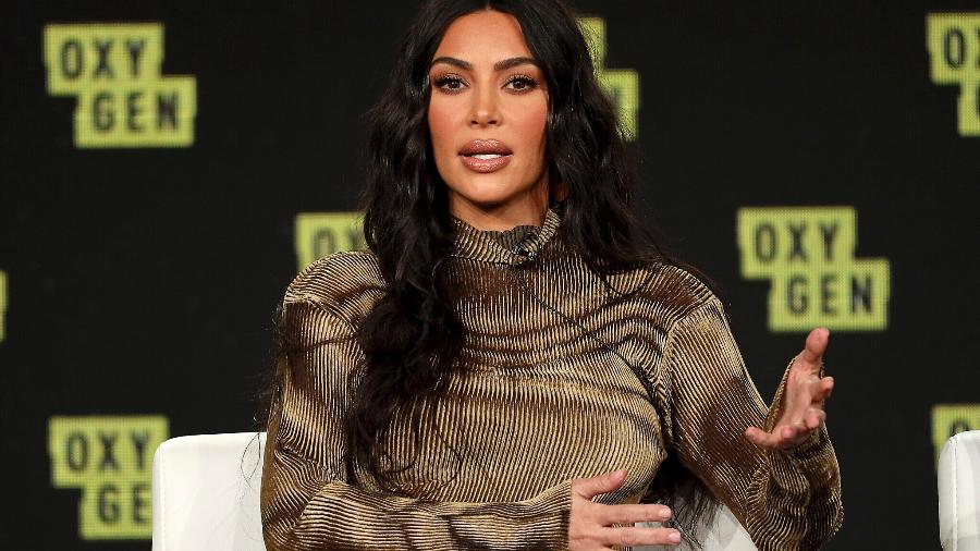 Critican a Kim Kardashian por confundir bandera de Palestina con la de Brasil