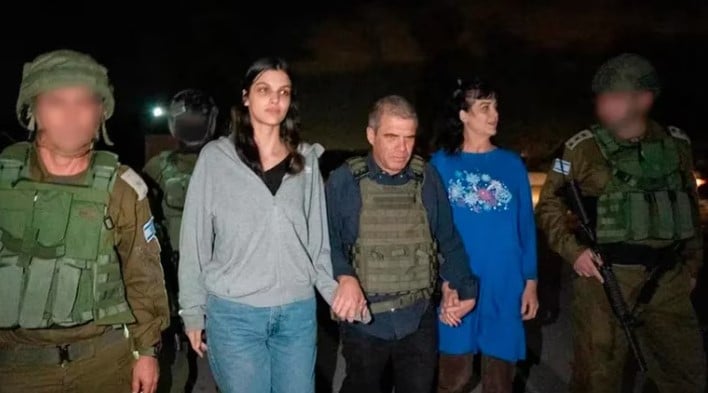 Hamás libera a 2 rehenes estadounidenses