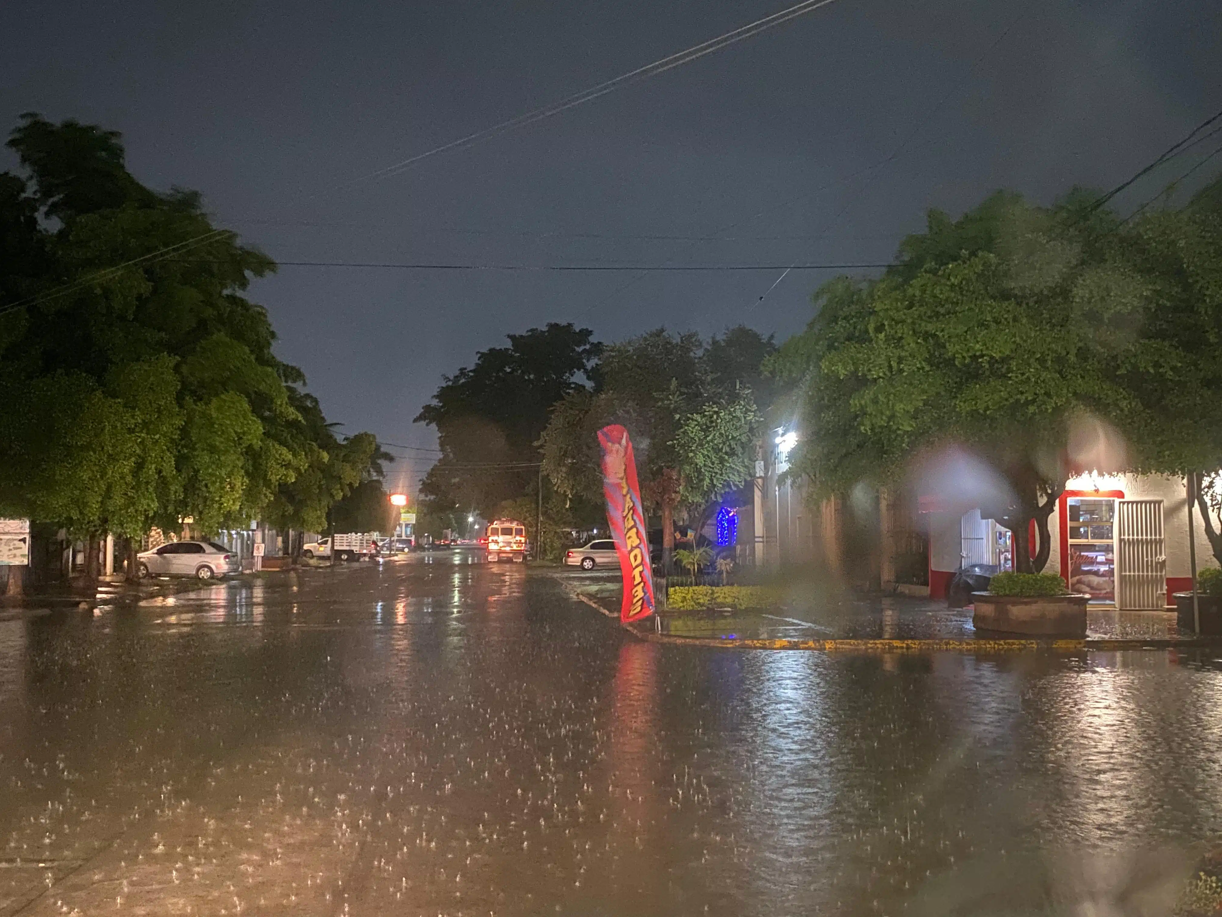 Se esperan intensas lluvias en las próximas horas en Ahome.