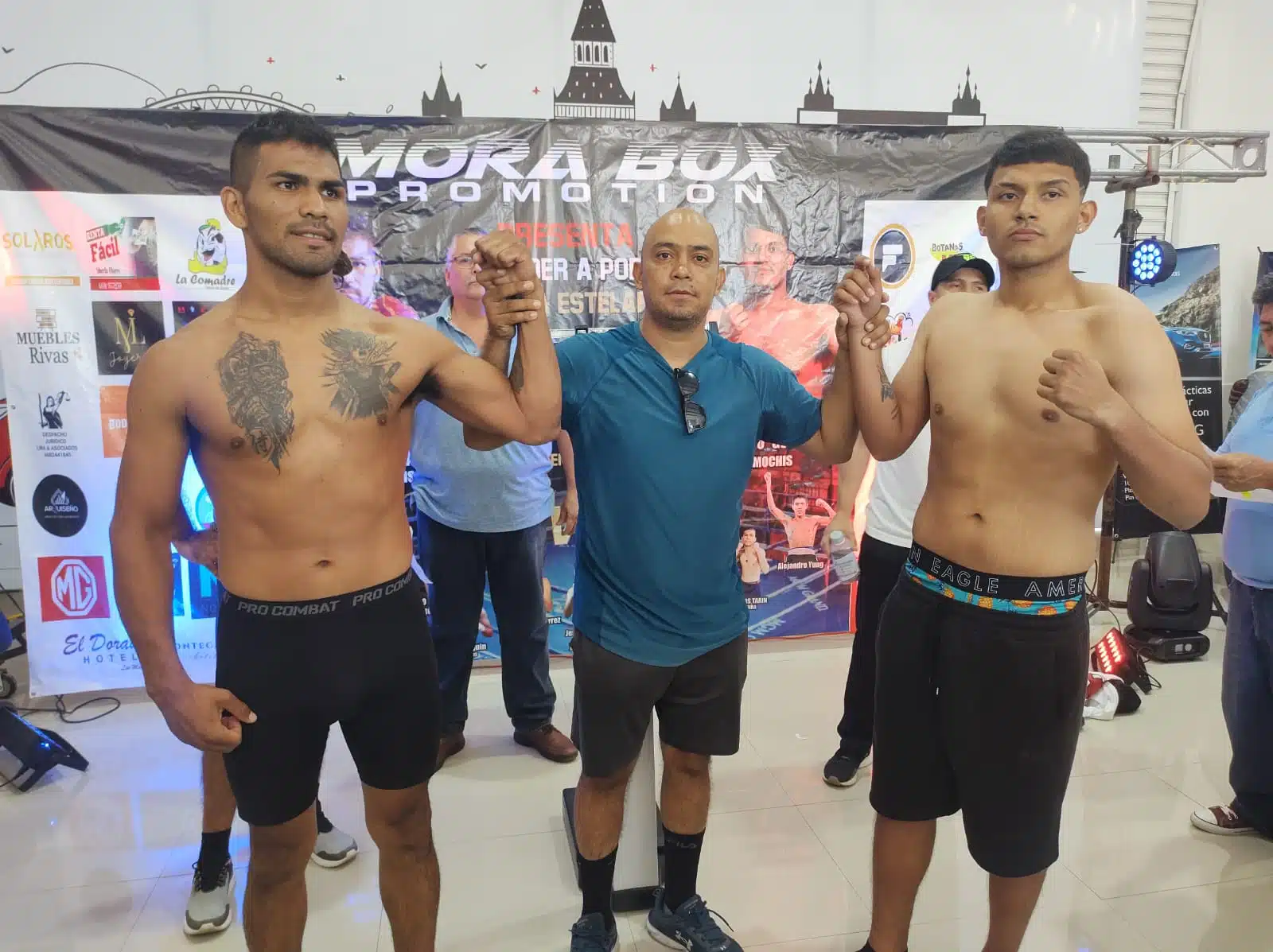 Los boxeadores Moreno Llamas y Bandolero Castro