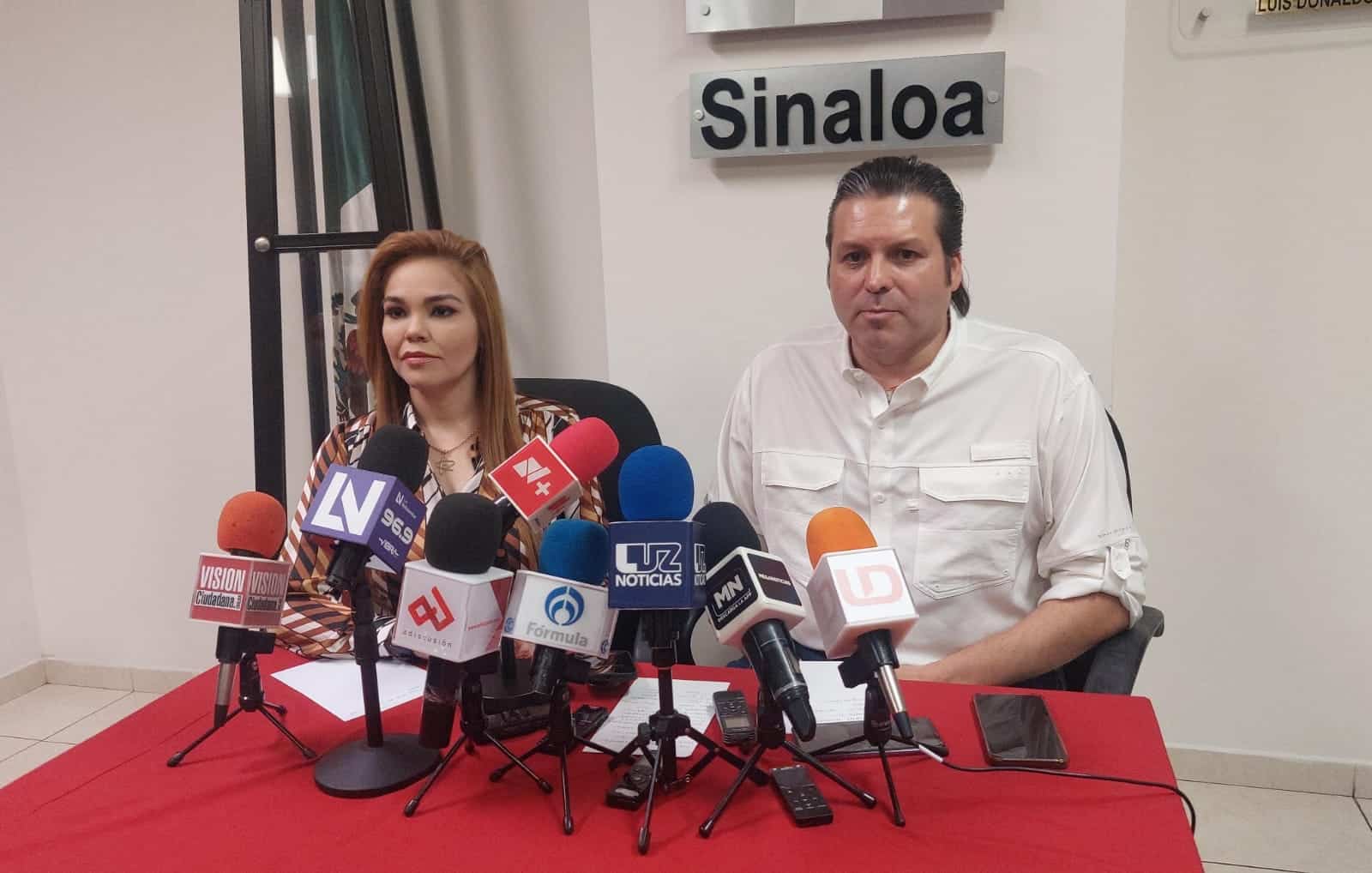 Mario Zamora Gastélum en entrevista con medios