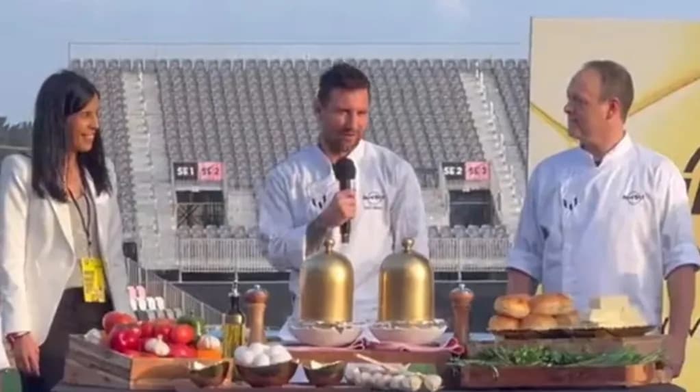 Messi causa revuelto tras aparecer vestido de chef