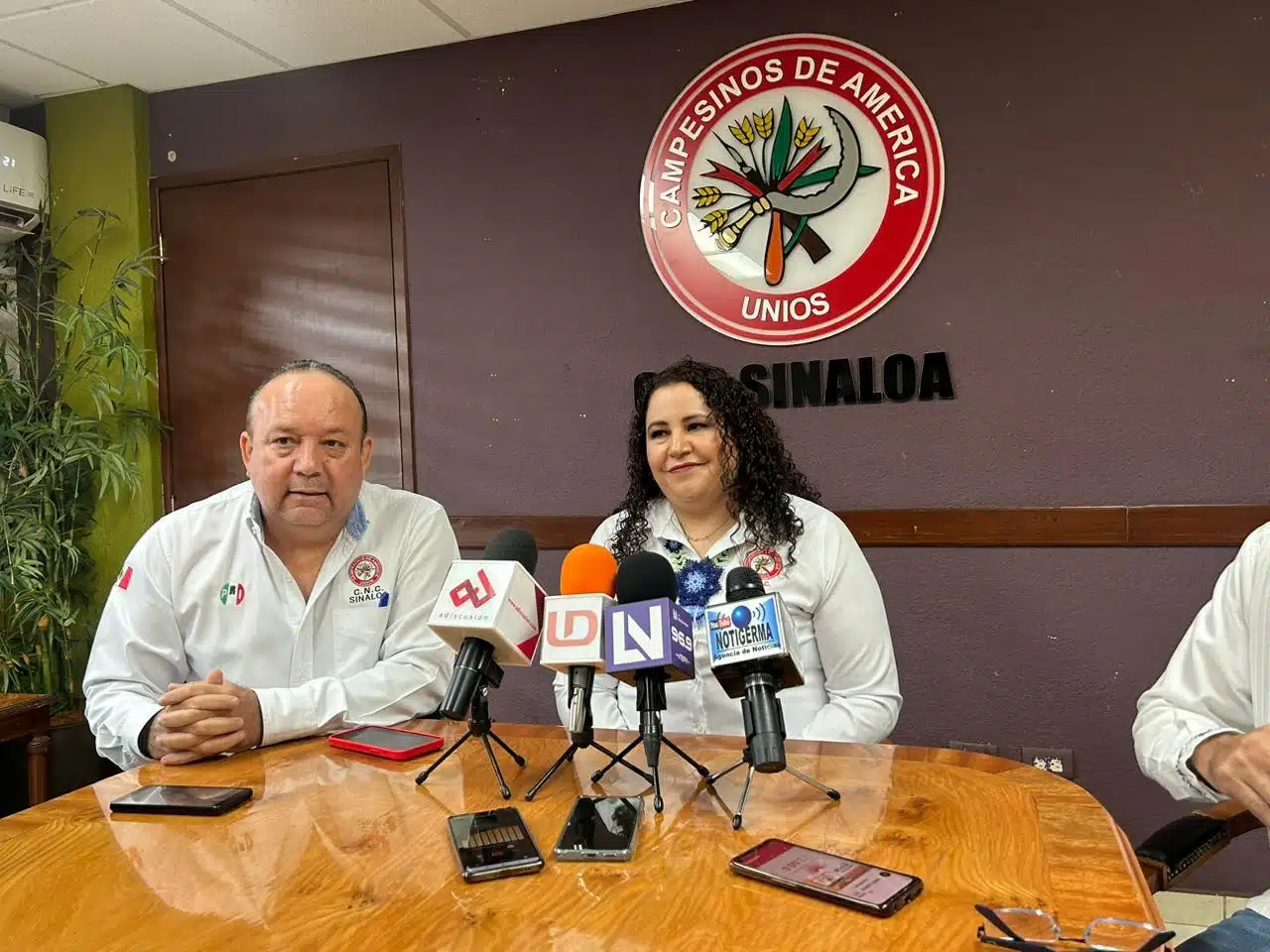 Miguel Ángel López Miranda y Leticia Barrera Maldonado