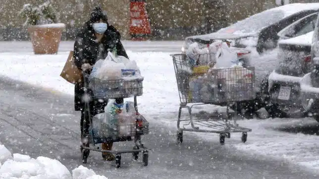 Alertan primera tormenta de nieve en EU