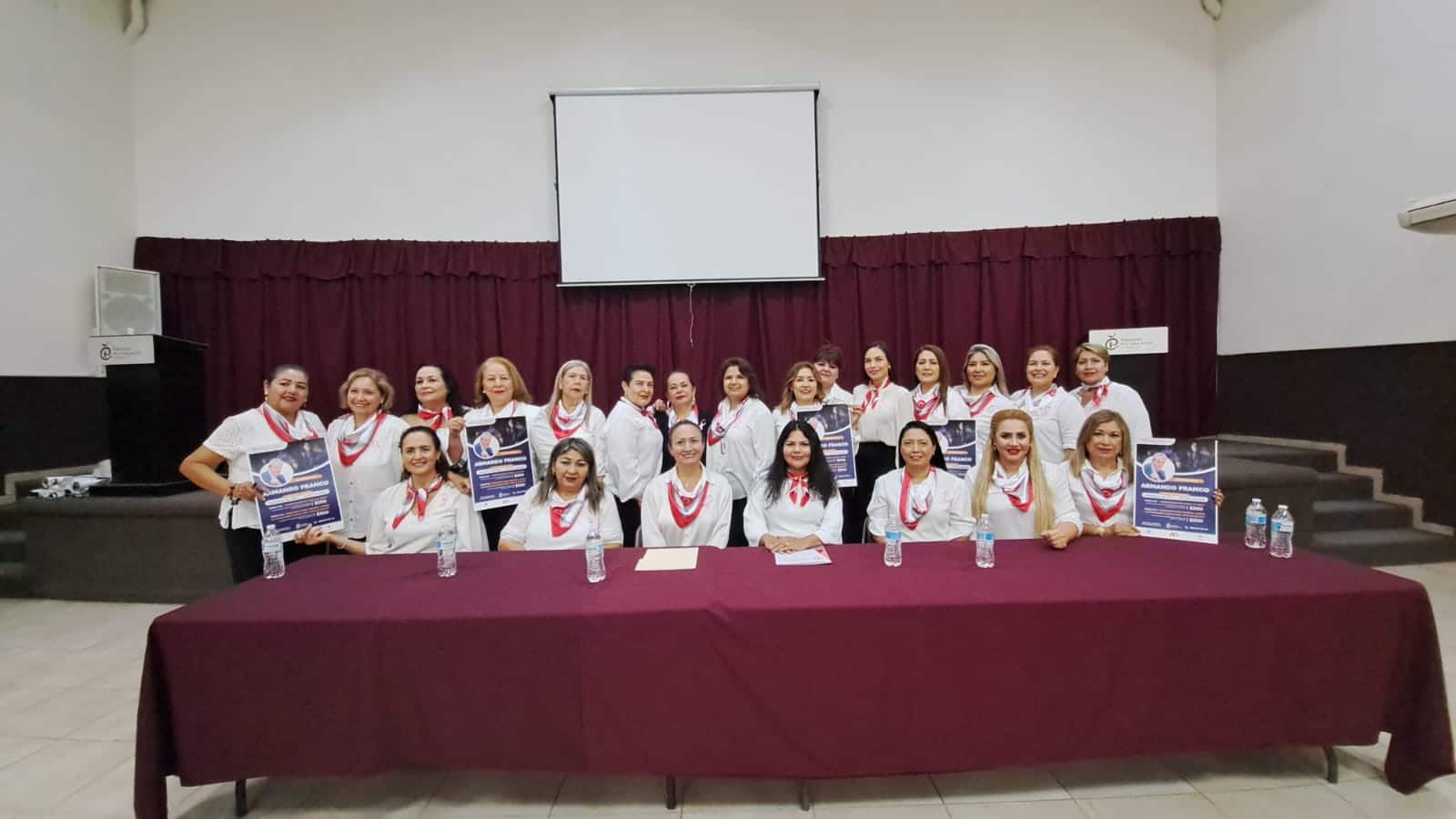 Rueda de prensa del patronato Pro-Educación de Ahome