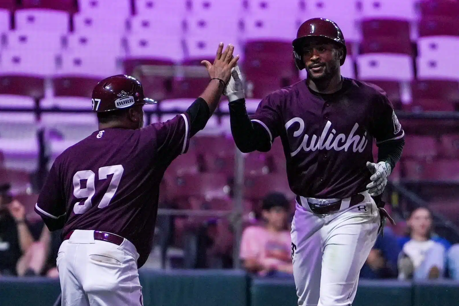 Beisbolistas de Tomateros de Culiacán