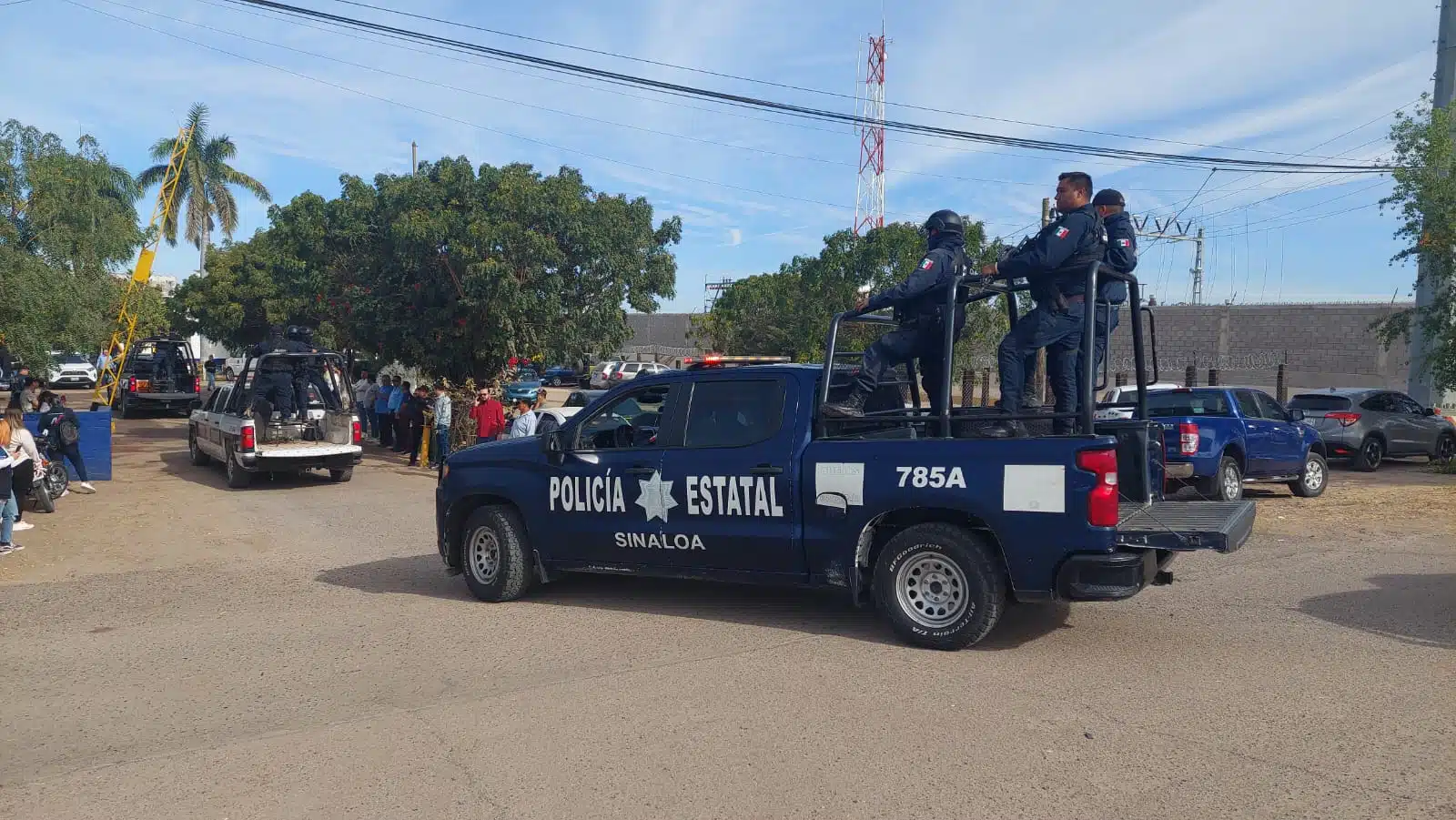 Camioneta de la Policía Estatal