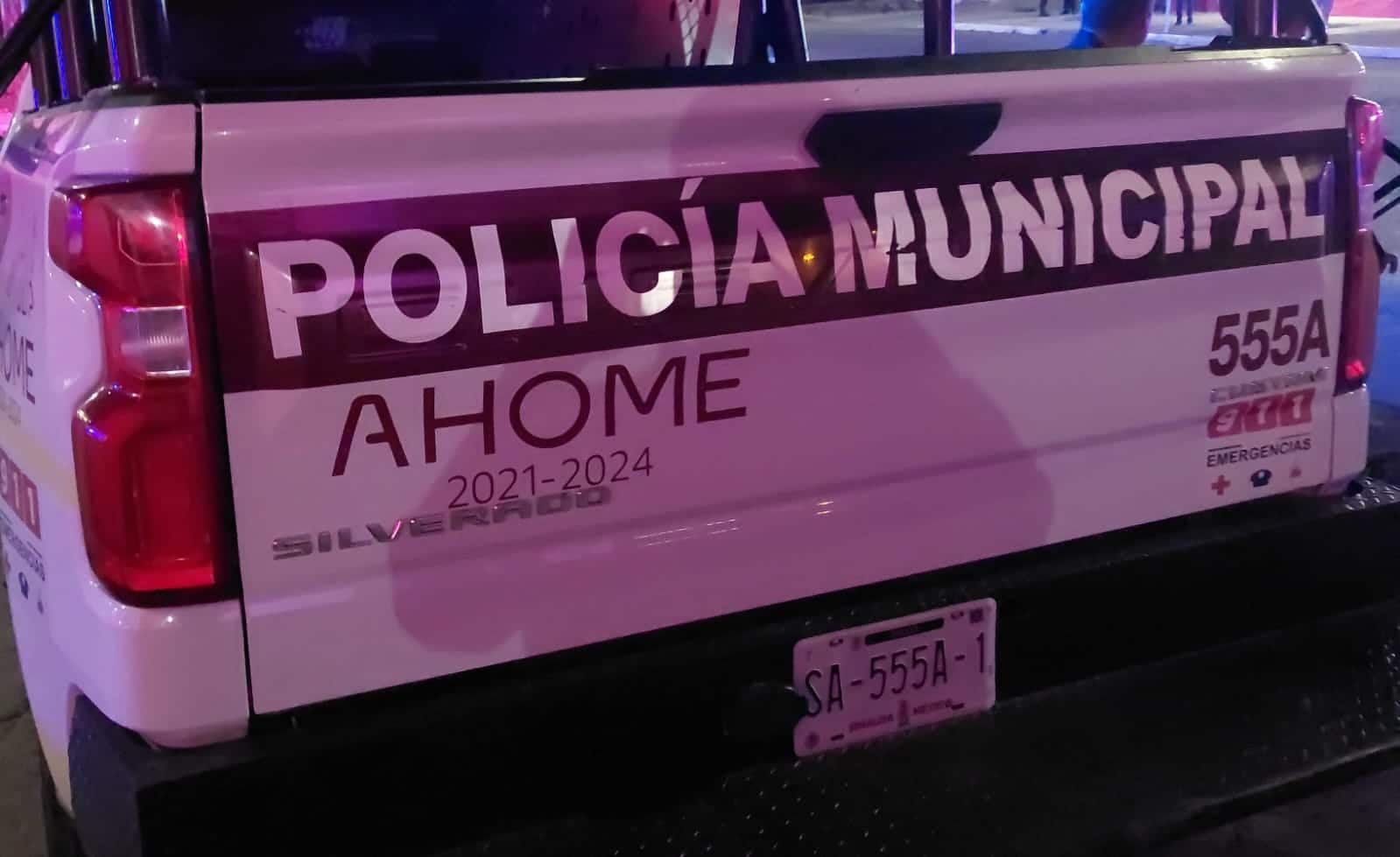 Parte de una camioneta trasera de la policía municipal