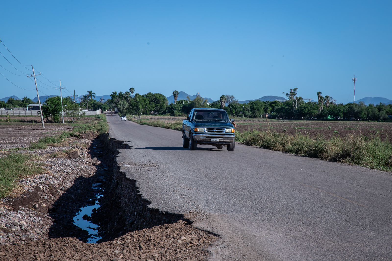 Carretera afectada por la tormenta tropical Norma