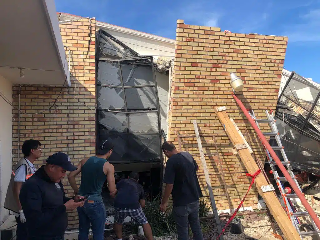 Se recrudece tragedia en Tamaulipas; van 10 muertos por desplome de techo
