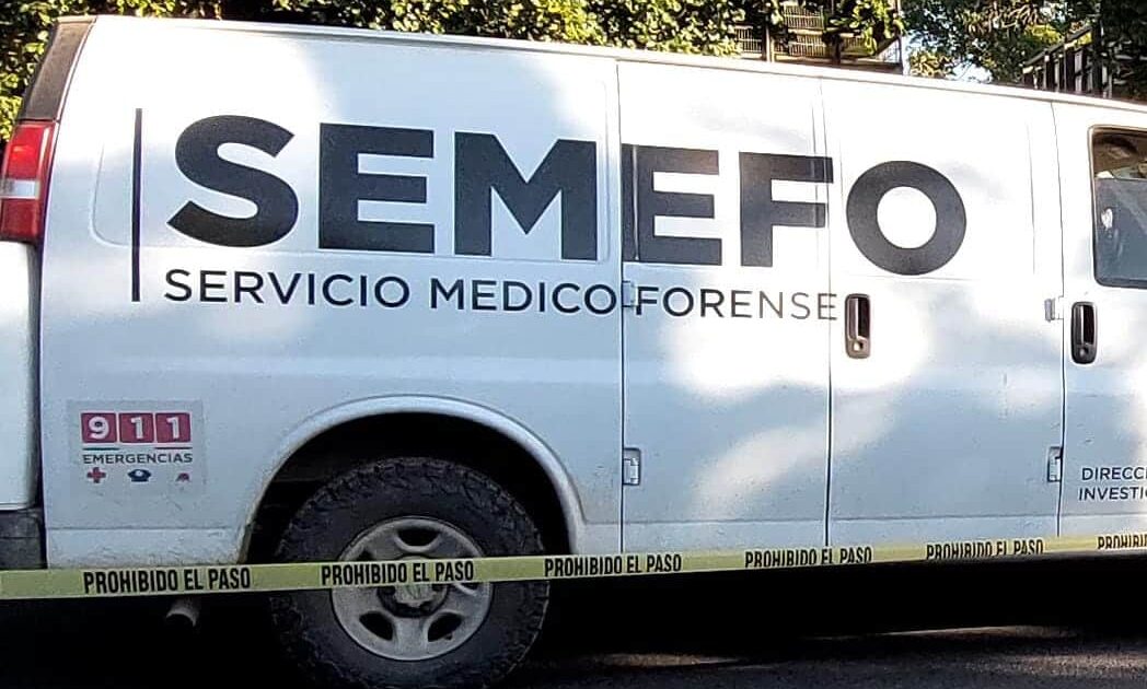 Al final, el cuerpo fue llevado al Servicio Médico Forense para luego ser entregado a sus familiares.