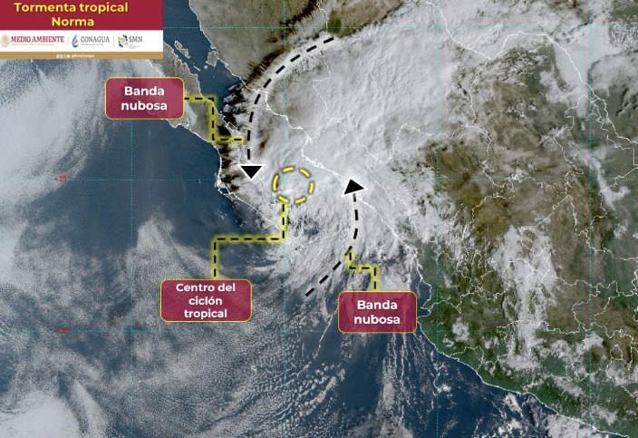 Bandas nubosas de la tormenta tropical Norma